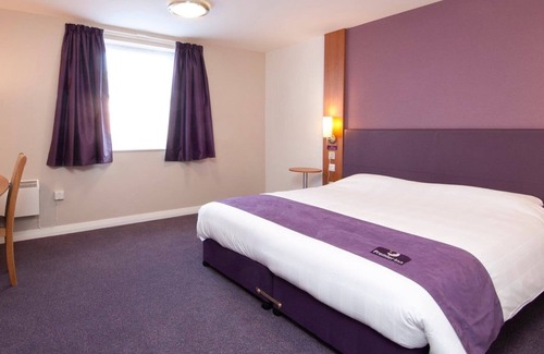 Doncaster Hotel | Premier Inn Doncaster Central