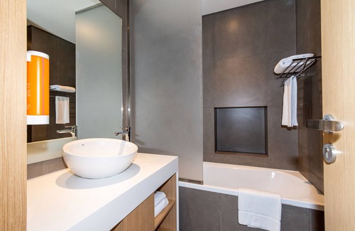 International City Hotel | Premier Inn Dubai Dragon Mart