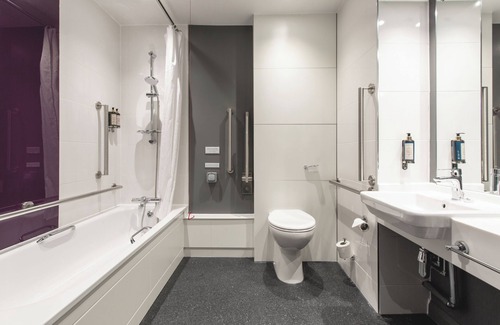 Bishop's Hotel | Premier Inn London County Hall