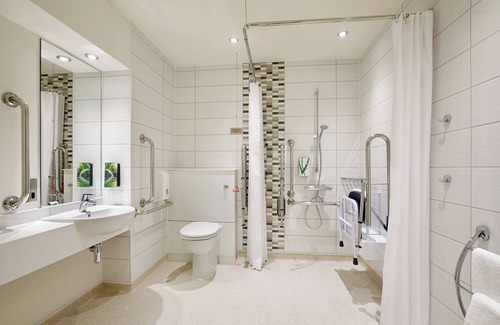 Custom House Hotel | Premier Inn London Docklands - Excel