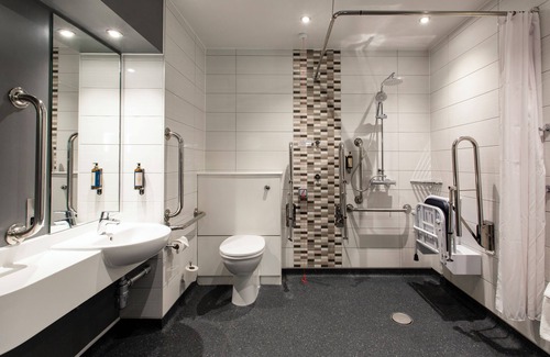 Gatwick Hotel | Premier Inn London Gatwick Airport