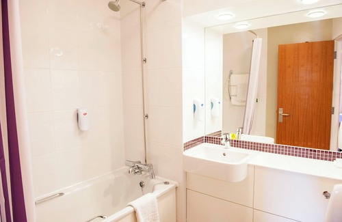 Wembley Park Hotel | Premier Inn London Wembley Park
