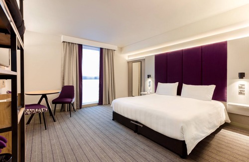 Calder Grove Hotel | Premier Inn Wakefield South - M1 Jct39