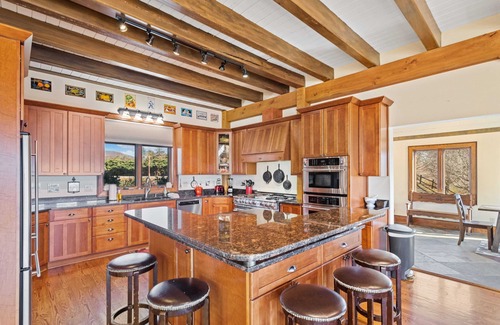 Boone Cabin | Premier Mountain Lodge near Top Attractions