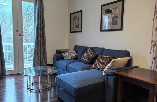 Stratford Apartment | Premier Suite at Stratford's Ambassador Inn Next Door
