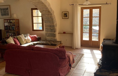 Lagrasse House | Premier Views In Beautiful award winning Village 3 bedrooms sleeps 7
