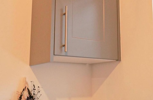 Coventry Apartment | Premium 2 Guest House