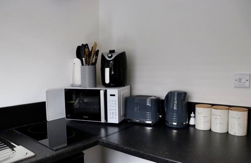 Coventry Apartment | Premium 2 Guest House