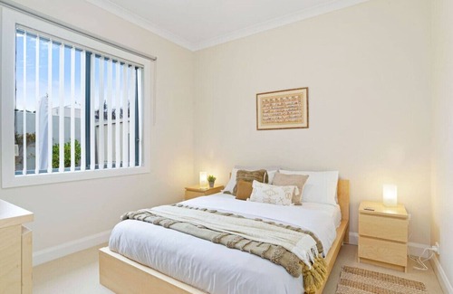 Grange House | Premium 4 Bedroom Home near Beach & Golf Club