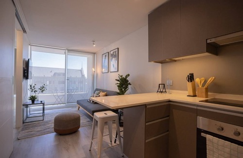 Nunoa Apartment | Premium accommodation Chile-Espana Station