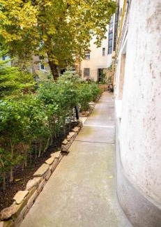 Castle Hill Apartment | Premium Buda Hideaway-Private Apartment, Extra Location, WiFi & Aircon
