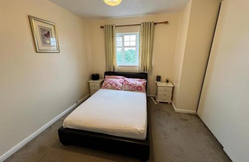 North Stifford House | Premium Double Bed in Shared House