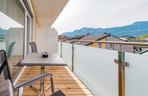 Mondsee House | Premium double room with terrace - Hotel Krone