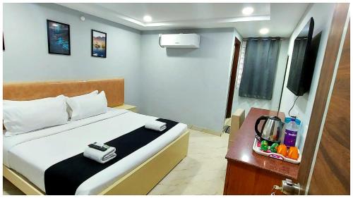 Maharana Pratap Nagar Hotel | Premium Facilities Hotel R A T R E E - Comfortable and Serene Stay