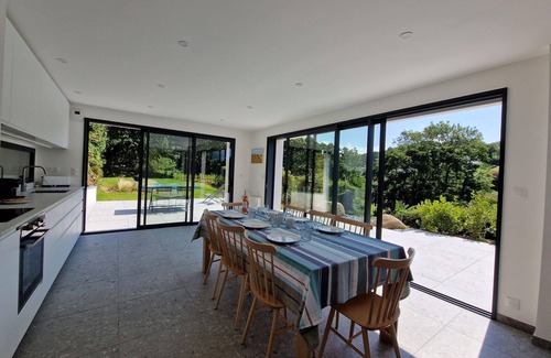 Saint-Jean-du-Doigt House | Premium Holiday home with charging station