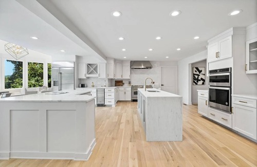 Brentwood House | Premium Luxury 4BR in Brentwood