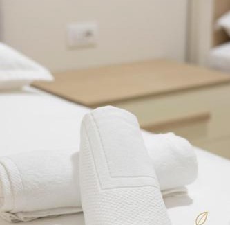 Ishem Apartment | Premium Melia Garden Apartment