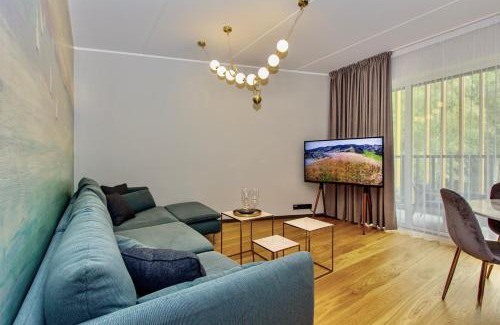 Haabersti Apartment | Premium Seaside Escape with Forest View and Free Parking