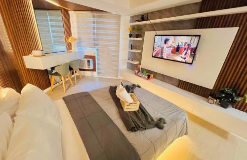 San Fernando Apartment | Premium & Spacious Studio with PS4, Karaoke & Netflix