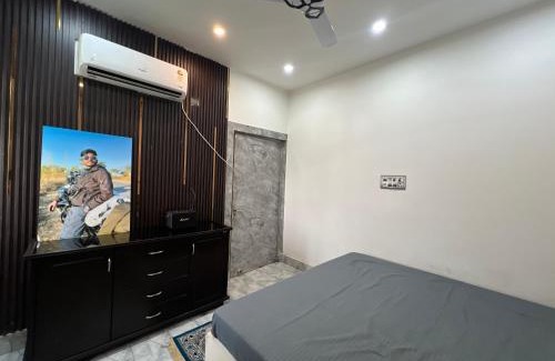 Sahibganj Apartment | Premium Stay with airbn