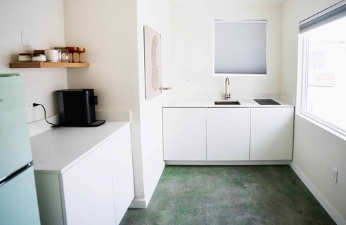 Uptown Design District Apartment | Premium Suite, King Bed With Sofa Bed, Pool View