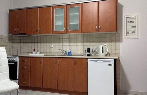 Paralia Ofryniou Apartment | Premium Suites