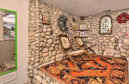 Prescott Villa | Prescott Hilltop Castle w/ Breathtaking Views