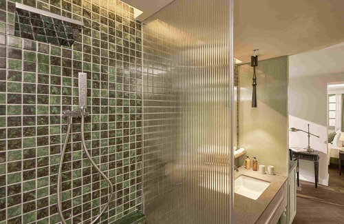 District 3 Hotel | President Maison Signature by M Village