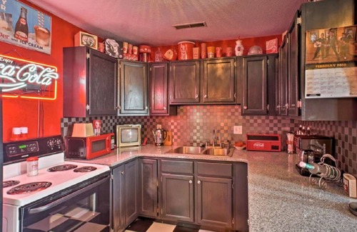 Branson Hotel | Presley's Penthouse 2BR Branson Resort Condo