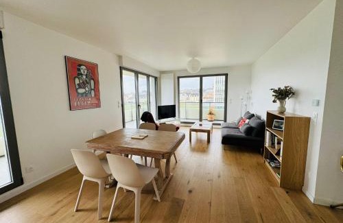 Port of Caen Apartment | Presqu'île, appartement neuf avec balcon, salle de gym et parking