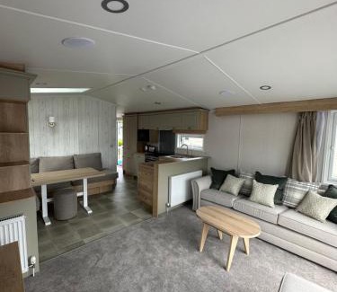 Llanasa Resort | Presthaven Resort 3 Bedroom Luxury Gold 2024 Caravan