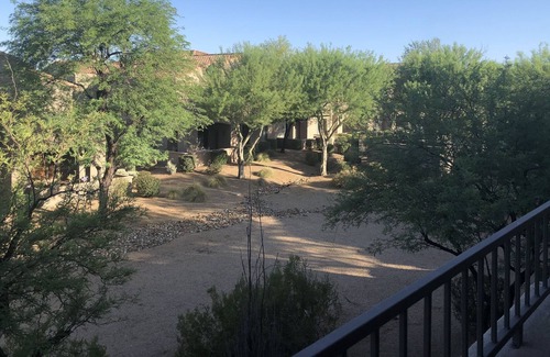 Talon Retreat Condo | Prestigious Grayhawk condo. Perfect for golf and hiking. Sleeps 5