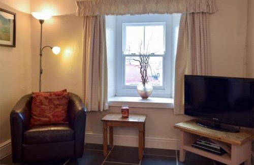 Trefin House | Preswylfa