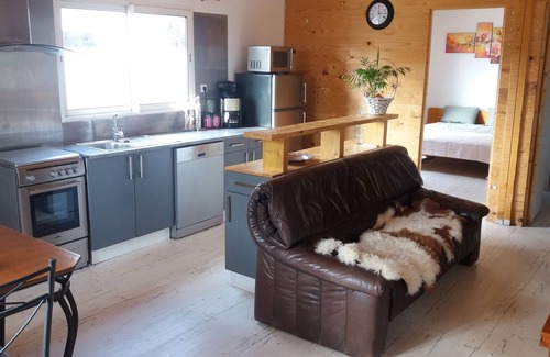 Beziers Ski Chalet | Pretty Chalet of 65m2 with garden, BBQ, parking and WiFi