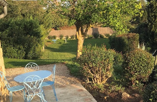 La Bruguiere Apartment | Pretty duplex with garden and terraces near Uzes