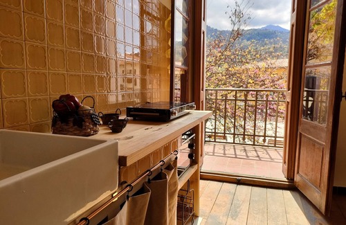 Vernet-les-Bains Apartment | Pretty freshly renovated P2 on the village square