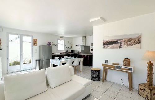 Rivedoux-Plage House | Pretty house with swimming pool, garden