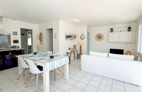 Rivedoux-Plage House | Pretty house with swimming pool, garden