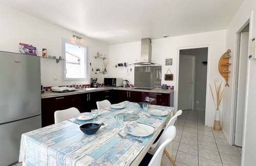 Rivedoux-Plage House | Pretty house with swimming pool, garden
