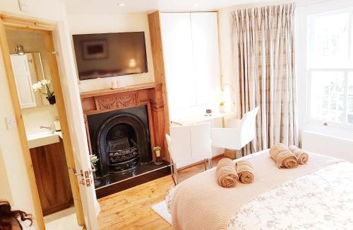Harrow Road Apartment | Pretty Maida Vale Apartments