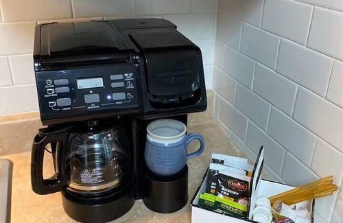 Jacksonville House | Pretty, Peaceful, Well-Equipped & Near JSU. Ev Charger