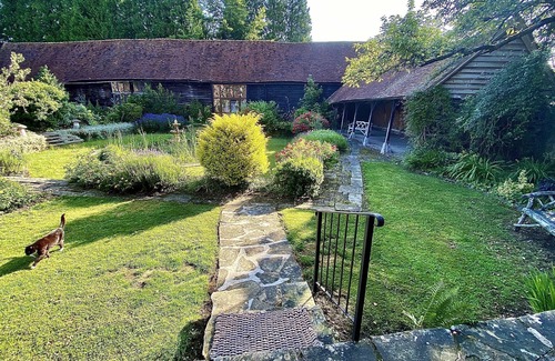 Little Chalfont Cottage | Pretty, Quiet and Peaceful