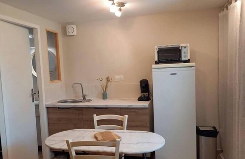 Montboucher-sur-Jabron Apartment | Pretty studio with garden