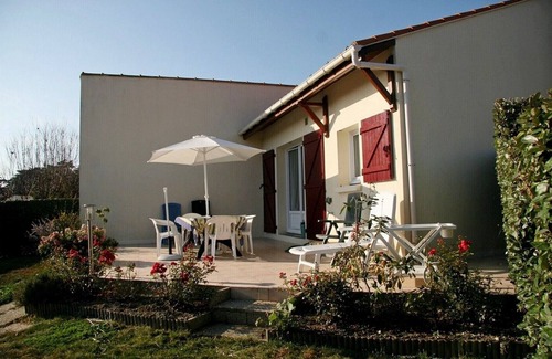 La Bernerie-en-Retz Villa | PRETTY SEA VIEW VILLA 3 BEDROOMS SWIMMING POOL IN SMALL RESID CLOSE TO BEACH