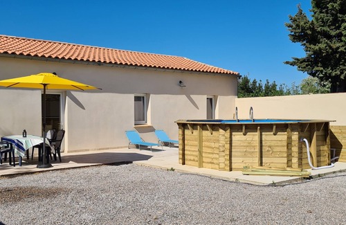 Beziers Villa | Pretty villa on the banks of the Canal du Midi