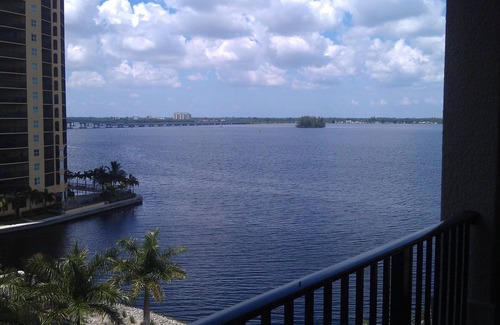 Edgewood Condo | *PRICE DROP*Monthly Specials* Penthouse Waterfront