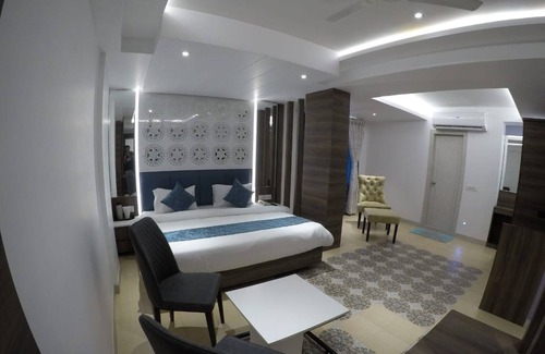Jabalpur Hotel | Pride By Samrat