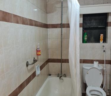 Westlands Hotel | PRIDEHOMEs124