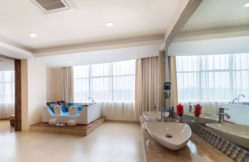 Westlands Hotel | PrideInn Azure Hotel Nairobi Westlands