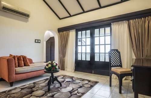Shanzu Hotel | PrideInn Flamingo Beach Resort & Spa Mombasa
